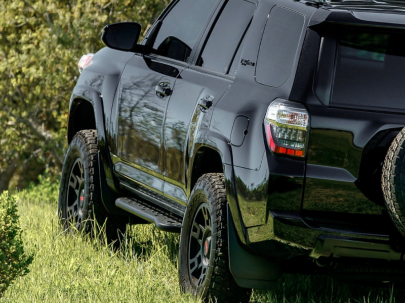 Cali Raised LED Cali Raised 10-24 Toyota 4Runner Step Ed Bolt On Rock Sliders- Kick Out/BedLiner Filler Plate/Raw S CR2685