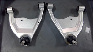 Akrapovic 23-25 Porsche Cayenne (536.2) Fitting Kit for E-Hybrid/S E-Hybrid w/out Sport Exhaust