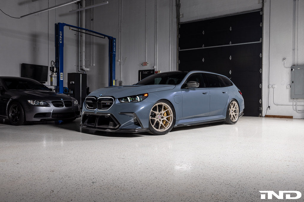 TREVORA G90 / G99 M5 Carbon Fiber PR-1 Side Skirts