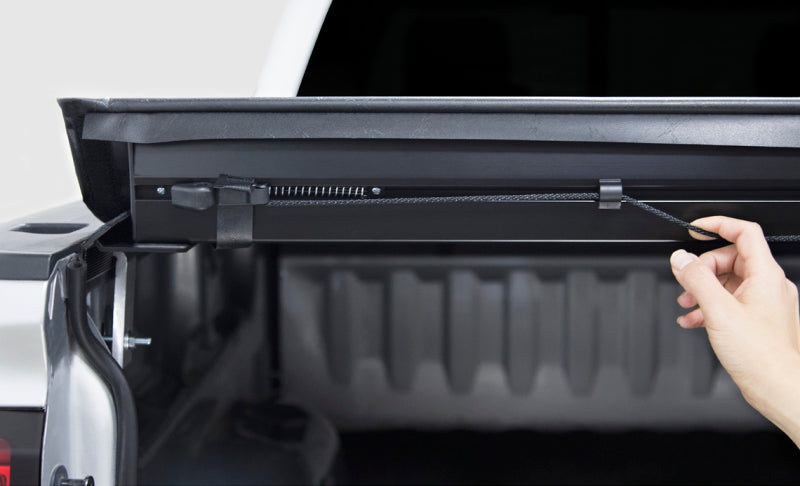 Access Lorado 14+ Chevy/GMC Full Size 1500 5ft 8in Bed Roll-Up Cover 42319
