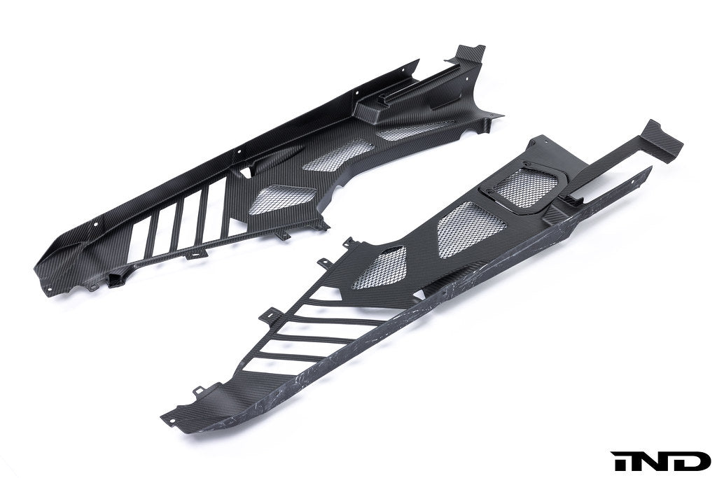 Eventuri Lamborghini Huracan Black Carbon Engine Cover Set