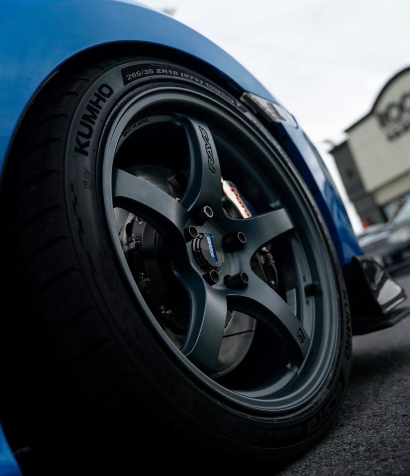 Gram Lights 57CR 18x9.5 +38 5x120 gun blue 2