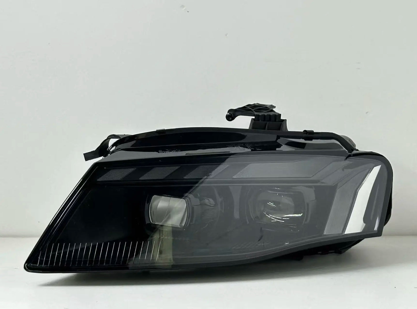 Audi A4 RS Style LED Headlight Assembly with Daytime Running Lights 2008 - 2012