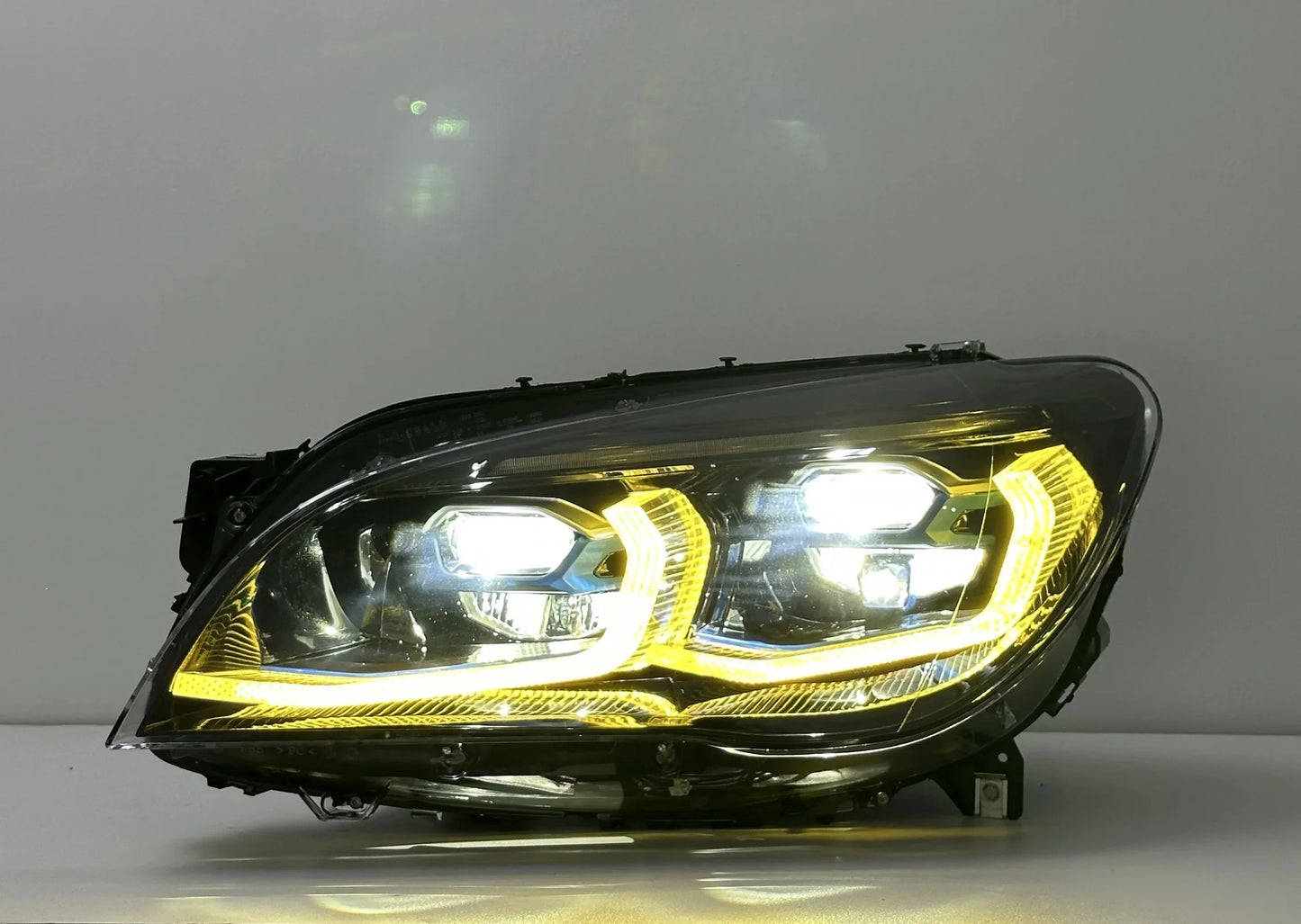 BMW 7 Series F02 G12 Style LED Headlight Assembly with Dual-Color DRL (Yellow / White) 2013 - 2015 (Replaces 63117228423)