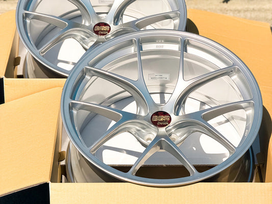 BBS RI-D 20x9.5 +10 / 20x10.5 +15 5x112 Diamond Silver (G8X M2/M3/M4, Set of 4)