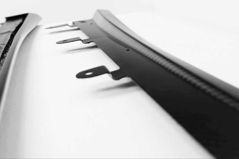 TREVORA G87 M2 Carbon Flat Side Skirt Set