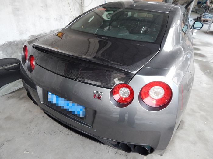 JDMuscle [09-24 GT-R] Carbon Fiber Duck Bill Trunk - DL Style