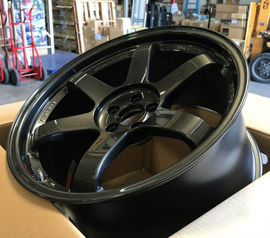 Rays Te37sl diamond black 18x9.5 et38 5x120